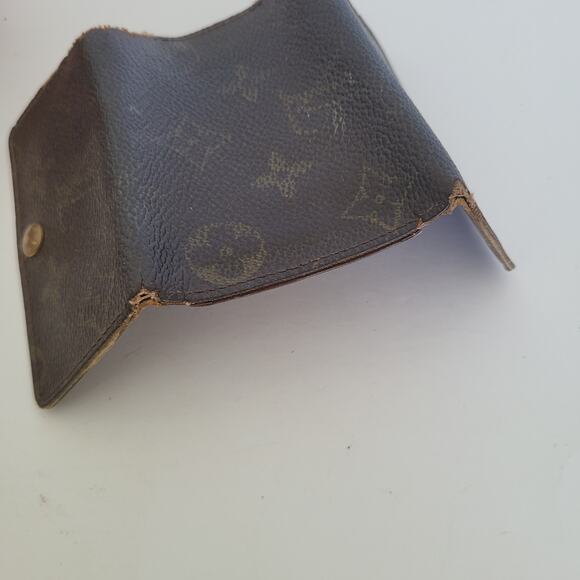 Authentic Louis Vuitton Monogram Multicles 6 Key Hooks Case Brown Small 2002 - Picture 9 of 11